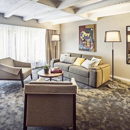 Nomad Luxury Suites Belgrado Buitenkant foto