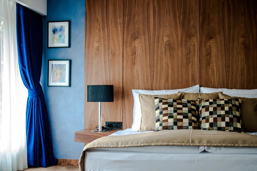 Nomad Luxury Suites Belgrado Buitenkant foto
