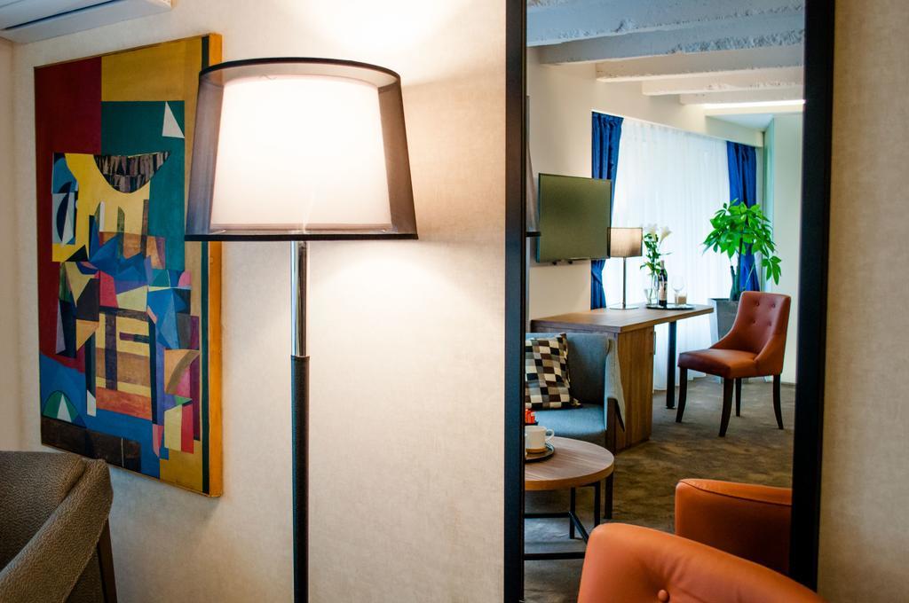Nomad Luxury Suites Belgrado Buitenkant foto