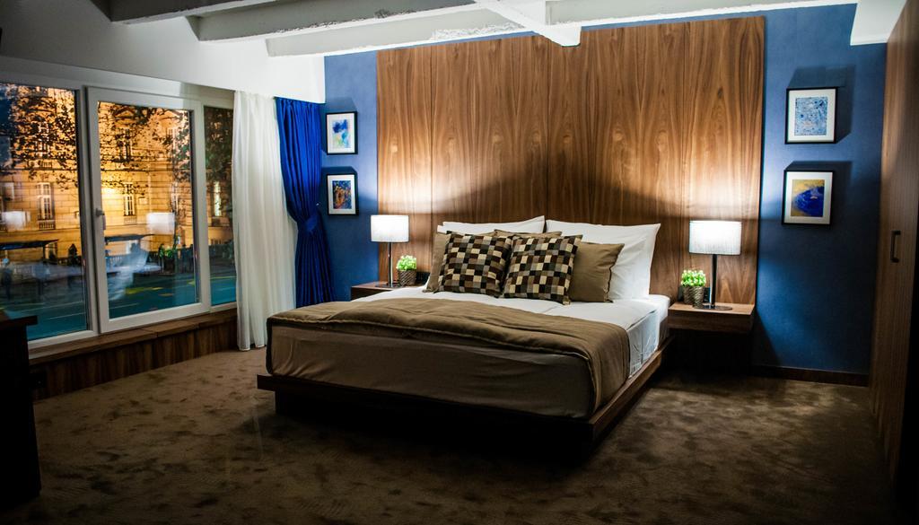 Nomad Luxury Suites Belgrado Buitenkant foto