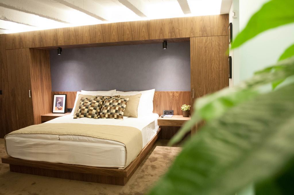 Nomad Luxury Suites Belgrado Buitenkant foto