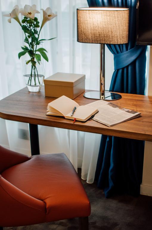 Nomad Luxury Suites Belgrado Buitenkant foto