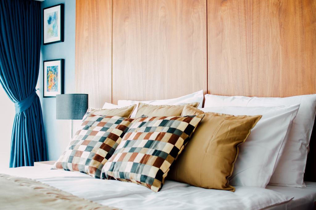 Nomad Luxury Suites Belgrado Buitenkant foto