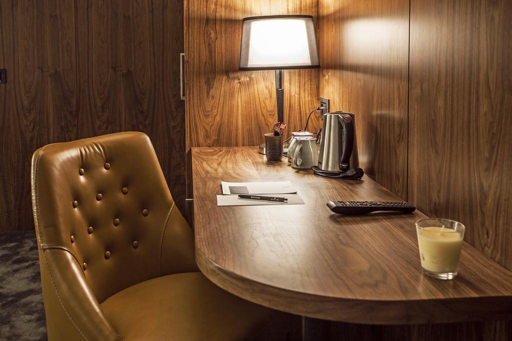 Nomad Luxury Suites Belgrado Buitenkant foto