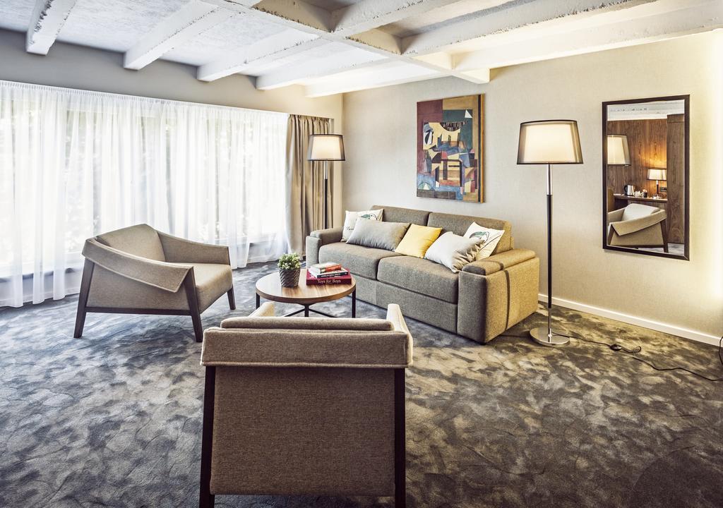 Nomad Luxury Suites Belgrado Buitenkant foto