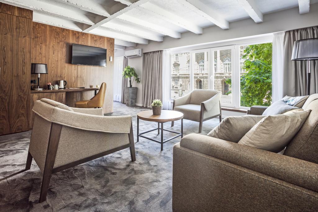 Nomad Luxury Suites Belgrado Buitenkant foto