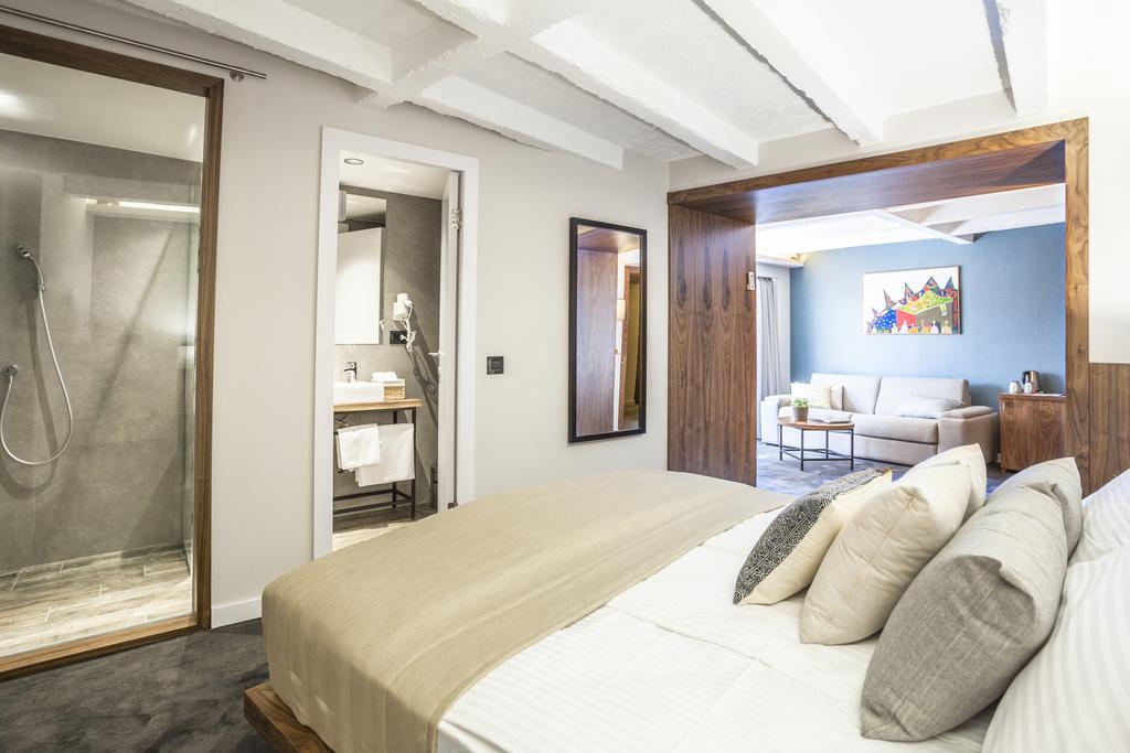 Nomad Luxury Suites Belgrado Buitenkant foto